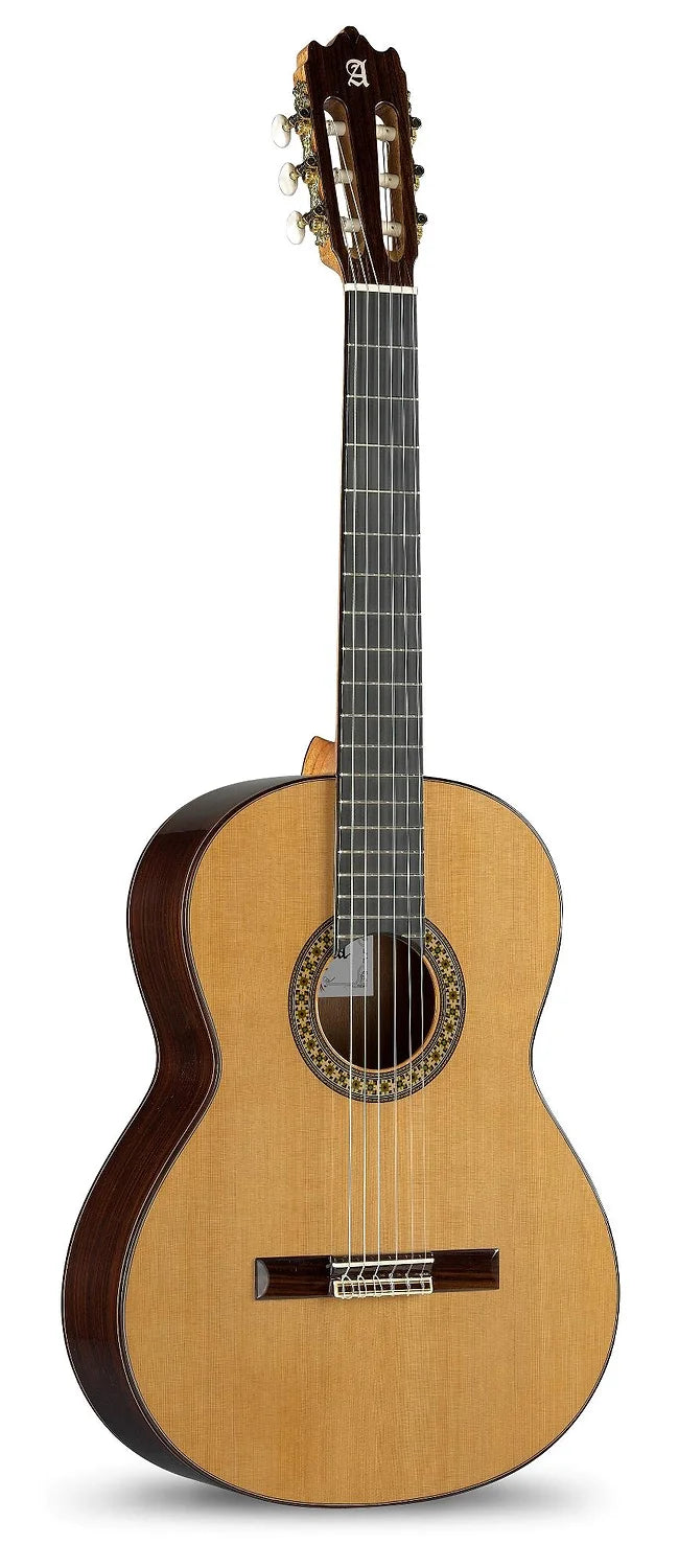 ALHAMBRA CLASSICAL GUITAR - 4P-US